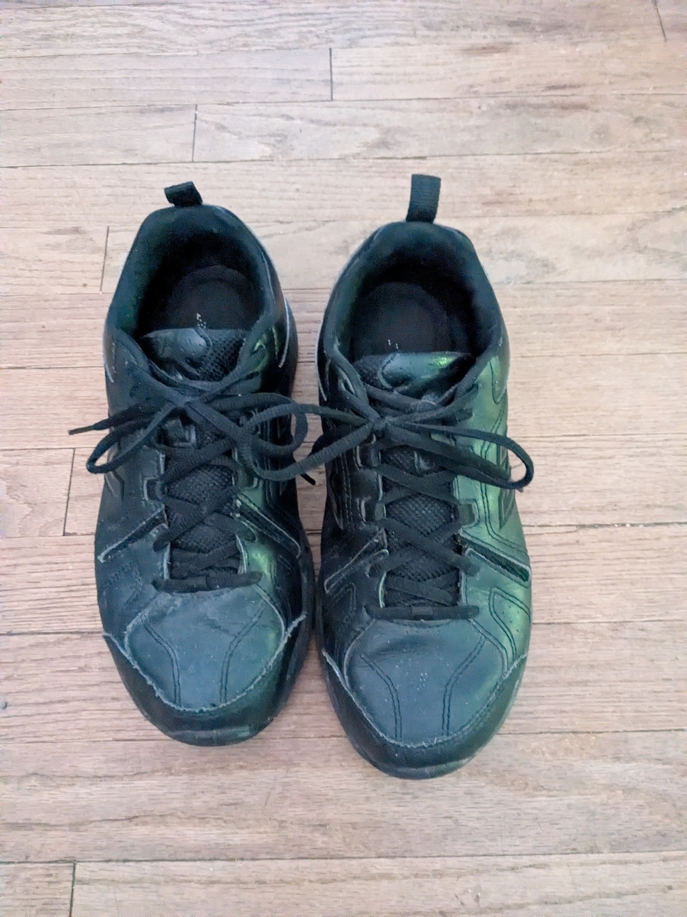 New Balance Men's Black Athletic Sneakers with Green Highlights